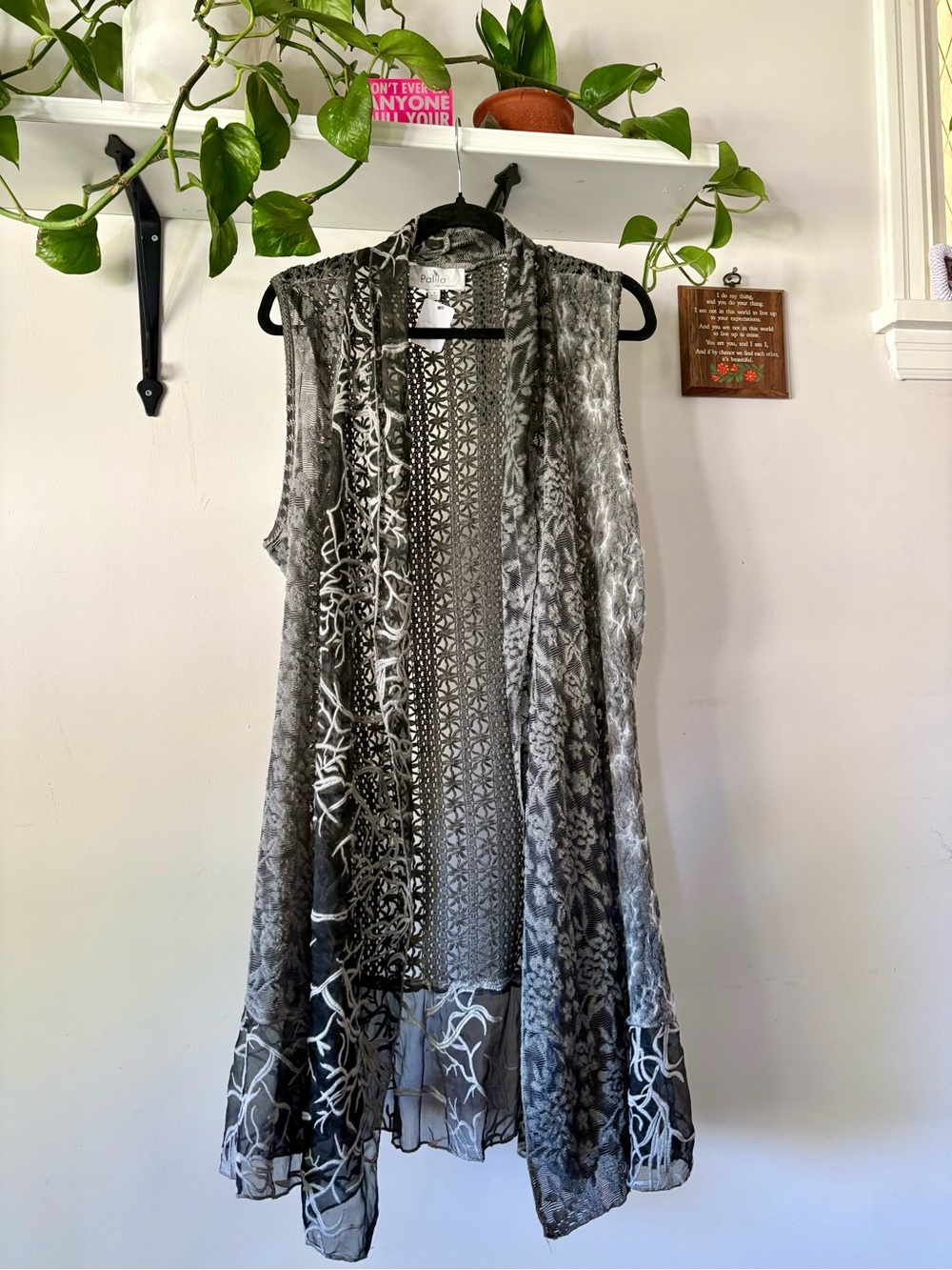 Sleeveless Grey Patterned Open Front Dress Vest
